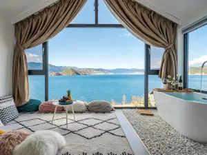 Yuexiang Lake Lodge, Lugu Lake