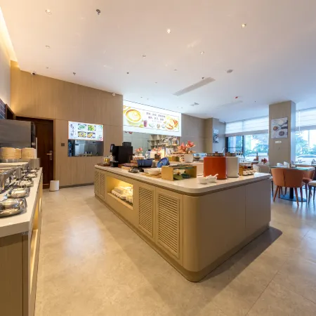 Jinjiang Hotel (Haikou Shiziling Industrial Park)