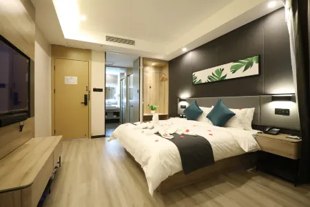 Thank Intelligent Hotel (Zhengzhou Huayuan Road Zhengxuancheng Branch) Отели рядом с достопримечательностью «Henan Water Conservancy and Environment Vocational College»
