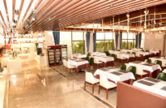 Shijiazhuang baijugong Garden Hotel