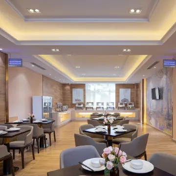 Vienna 3 Best Hotel (Guyuan Liupan Amusement Park)