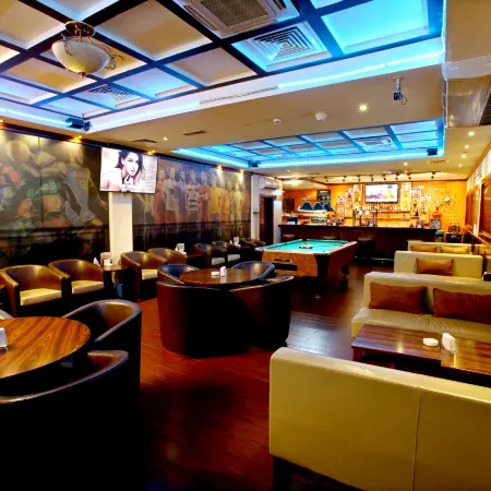 Excelsior Hotel Downtown