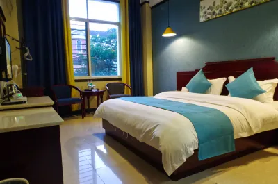Yun Su Hotel Hotels near CPC Longchuan Committee Party School