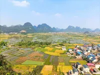 No. 18 Boarding House in Guilin - Condos
