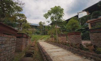 Lechang Jiufu Orchid Quadrangle