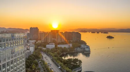 Qian dao Lake  Hotel Hangzhou Отели рядом с достопримечательностью «Hubin Park»