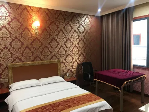 Chongqing 18hao Hotel