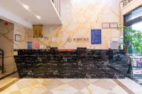 LIKE MUCH Hotel (lianjiang Wanjia City Plaza store)