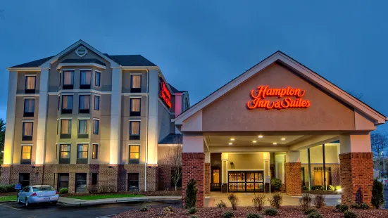 Hampton Inn & Suites Asheville Airport