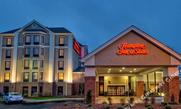 Hampton Inn & Suites Asheville Airport