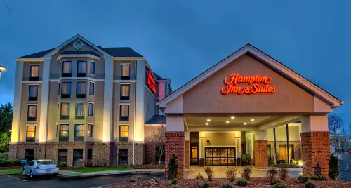 Hampton Inn & Suites Asheville Airport
