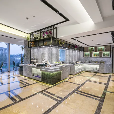 Hans Elegant Hotel Zhuzhou (Railway Station Clothing Market Center Plaza)