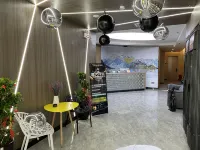 857 E-sports Hotel (Nanyang Dream Island Baihe Holiday Park)