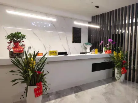 Gangli Hotel (Qianjiang Guanghua Jianing) Отели в г. Цяньцзян