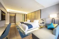 Echarm Hotel (Changde Wenli College) Hotels near Hunan University of Arts and Science Ideological and Political Theory Course Teaching Department
