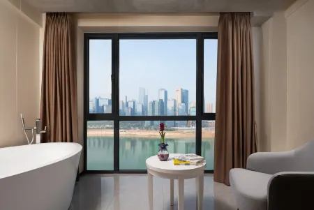 Orient river and city Hotel(Chongqing Jiefangbei Hongyadong store) Отели рядом с достопримечательностью «Lanyuan»