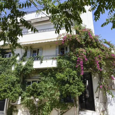 Athens Green Apartments Отели рядом с достопримечательностью «Панграти»