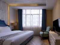台州摩天时代酒店 - 异国风情大床房