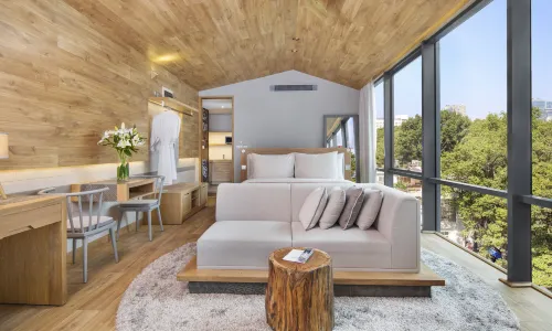 Fusion Suites Saigon