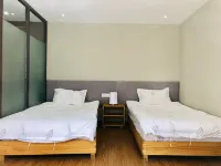 Fengma Feiyang Hostel