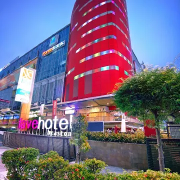 Favehotel LTC Glodok Hotels near Jakarta History Museum