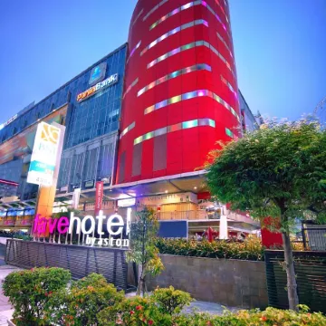 Favehotel LTC Glodok Отели в г. Западная Джакарта