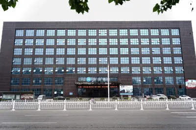 HanTing Hotel (Luohe Linying Store)