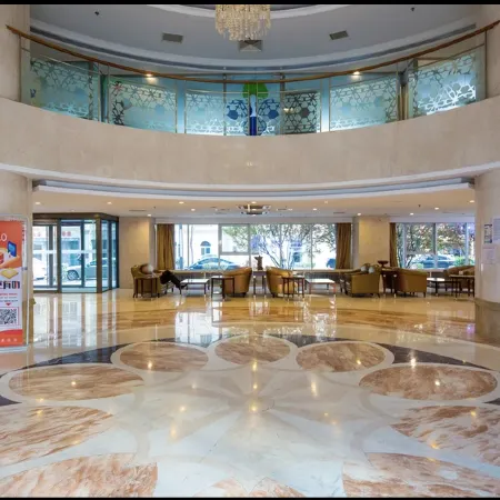 Xinxiang Yayuan Apartment (Beijing Sanlitun Shop)
