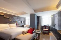 Linqi Hotel