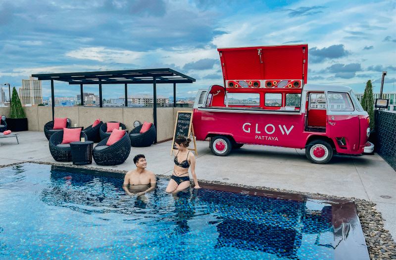 Glow Pattaya photo 3