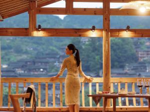 Autumn Li Xijiang Qianhu Miao Village Observation Platform Vacation Beauty Stay