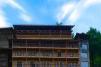 Xijiang Qianhu Miao Village Yunyue Mountain Residence