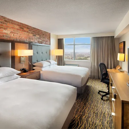 Doubletree by Hilton Toronto Airport
