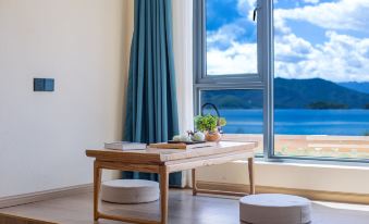 Floral Hotel·Lugu Lake Qingshe boutique hotel