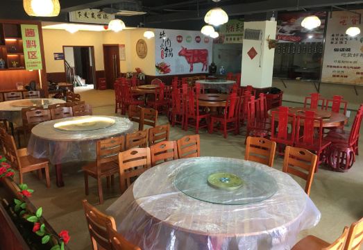 호텔 내부 전경