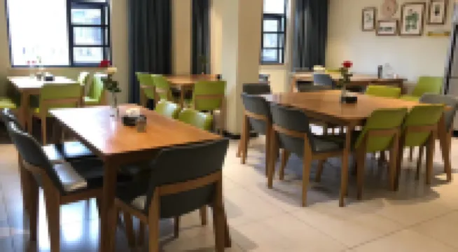 尚一特チェーンホテル(松滋) 松滋のホテル