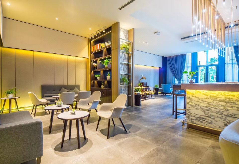 1. 메트로폴로 진장..