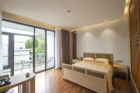 Putuo Mountain Baoning Mountain Residence Hotel