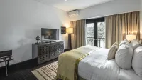 Lido Lake Resort by Mnc Hotel Hotell i Ciburayut