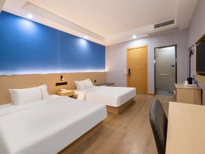 Elai Boutique Hotel (Yangzhong Central Shopping Mall)