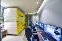Cloud Future Hotel (Jinjiang Airport Sunshine Times Square) - Esports
