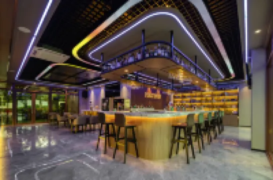 鉑頓國際公寓飯店（陵水清水灣店）