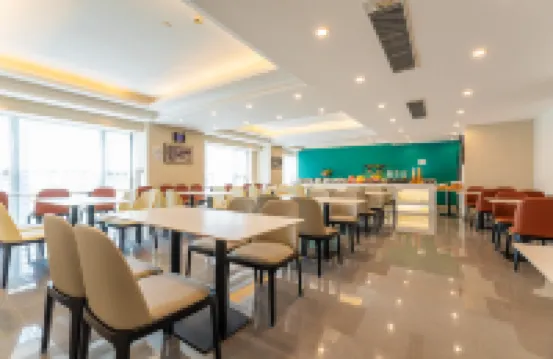 伯瑞灣浜江サービスアパートメント（珠海華髮商都和環宇城）