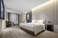 Jiashan Wanlian Plaza Atour Hotel