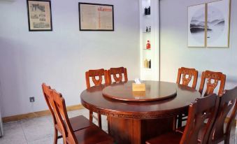 Huoshan Canyon Inn (Liuwanqingxia Scenic Area)