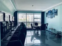 Tianyi E-sports Hotel فنادق في مديرية ووشي