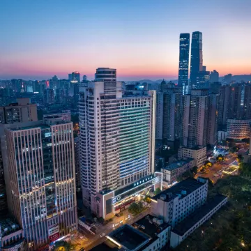 Lead-Goal Premier Hotel