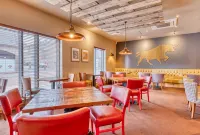 Glasgow (Hamilton) Hotels in Hamilton