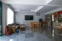 Chuanzang Renjia Homestay