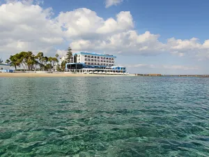 Arkin Palm Beach Hotel